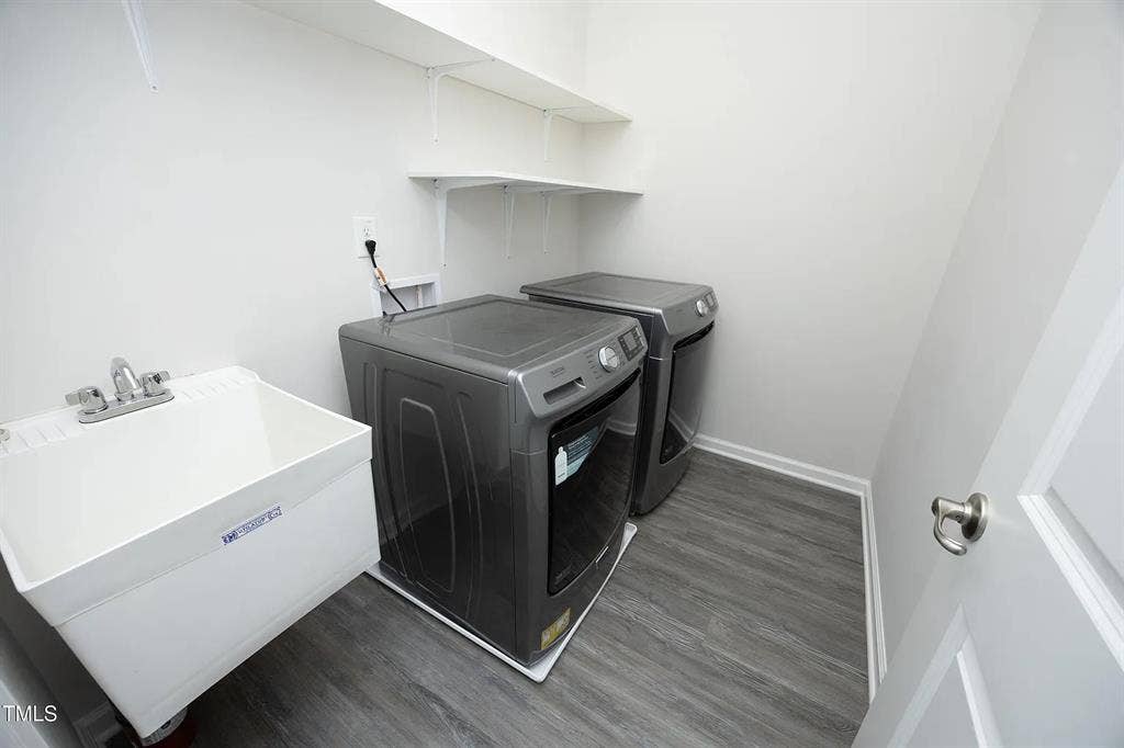 4 BR in Durham