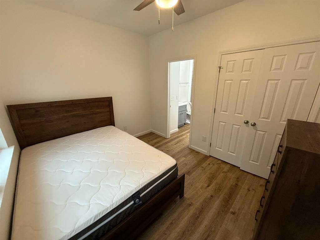 4 BR in Durham