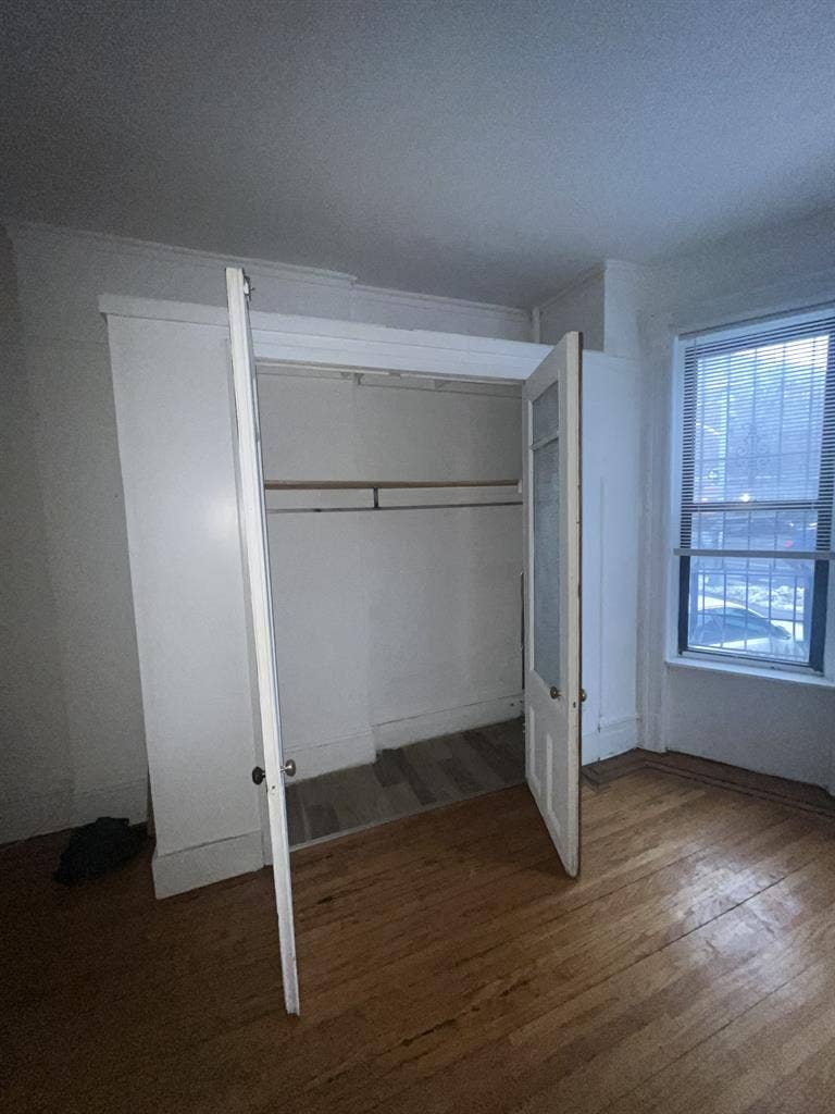 Bushwick: Private Living Rm + Bed
