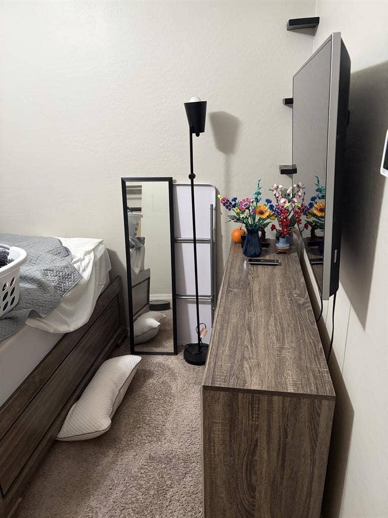 Room and private bathroom for rent