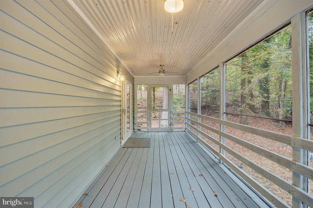 Rooms in Large Single Family home