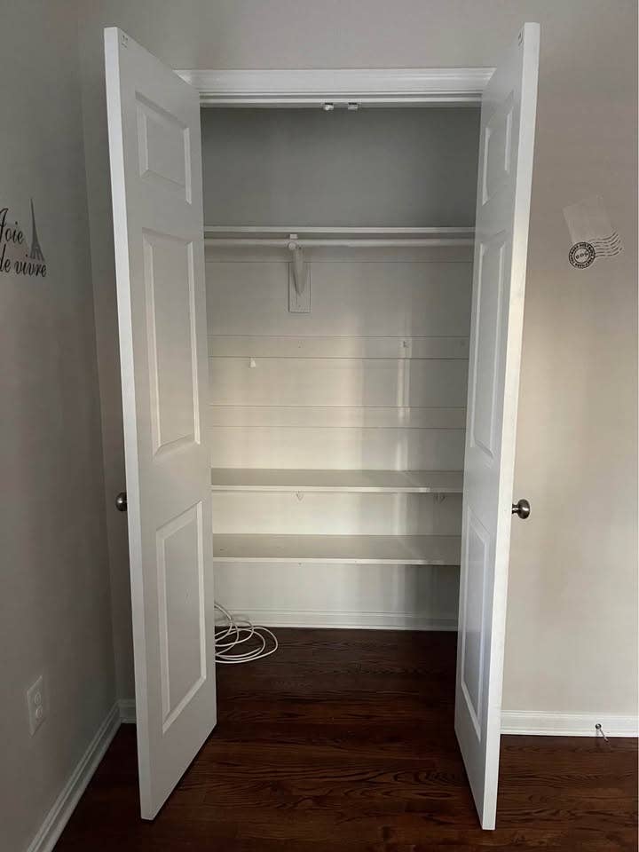 Rooms in Large Single Family home