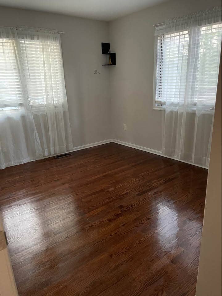 Rooms in Large Single Family home