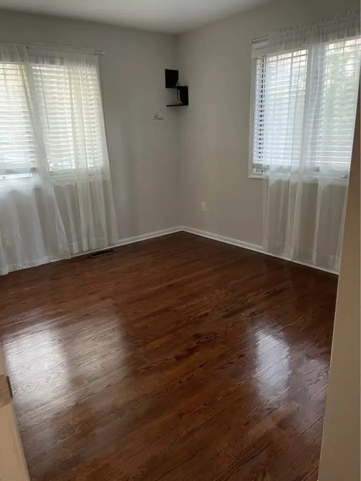 Rooms in Large Single Family home