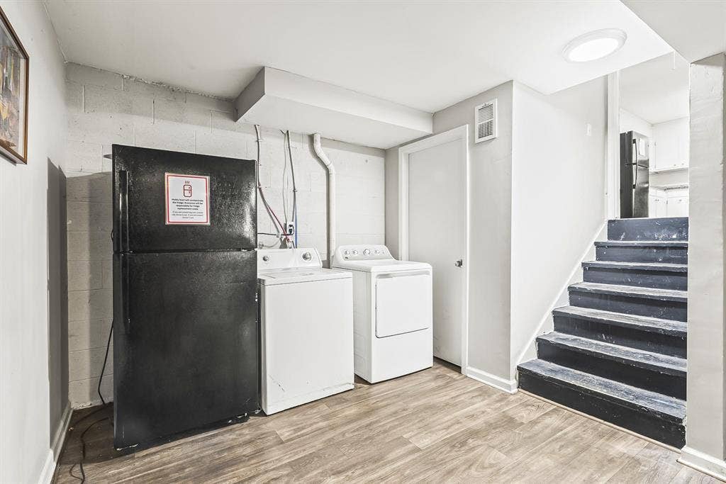 4 BR in Riverdale