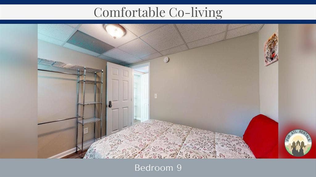 9 BR in Forest Park
