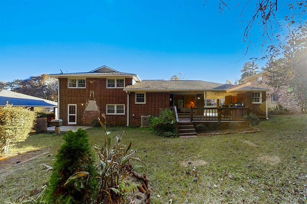 8 BR in Decatur