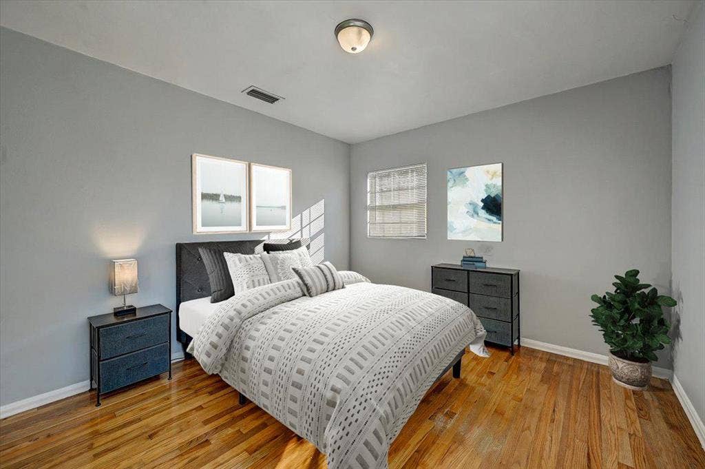 7 BR in Jacksonville