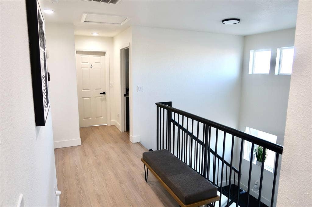 8 BR in Las Vegas