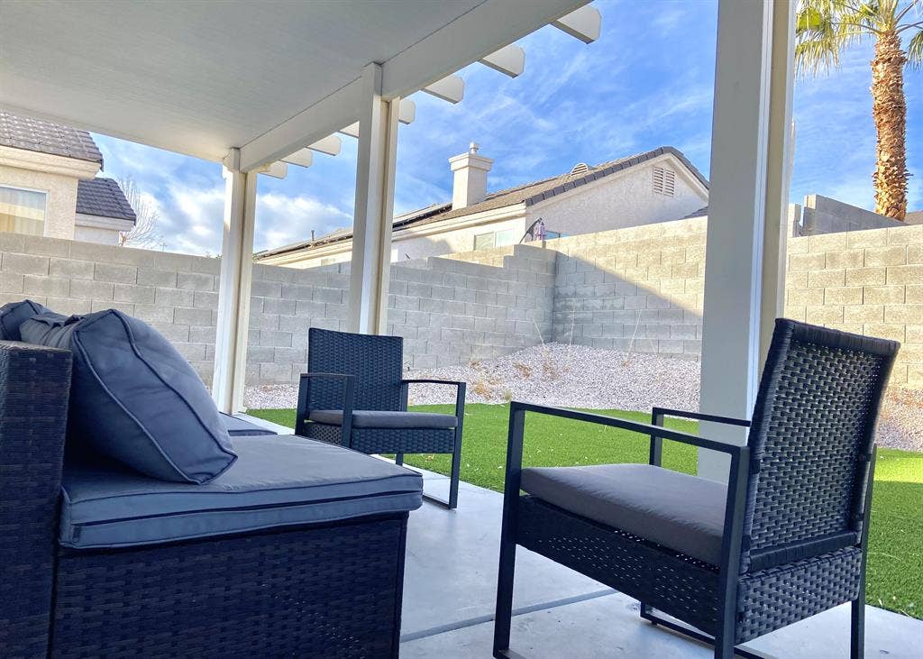8 BR in Las Vegas