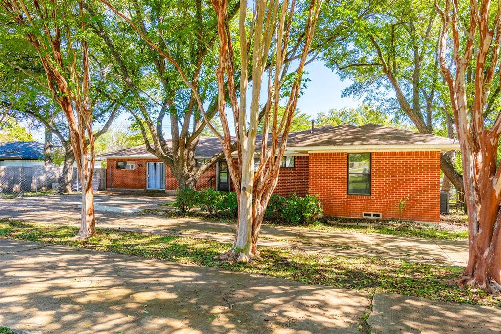 7 BR in DeSoto