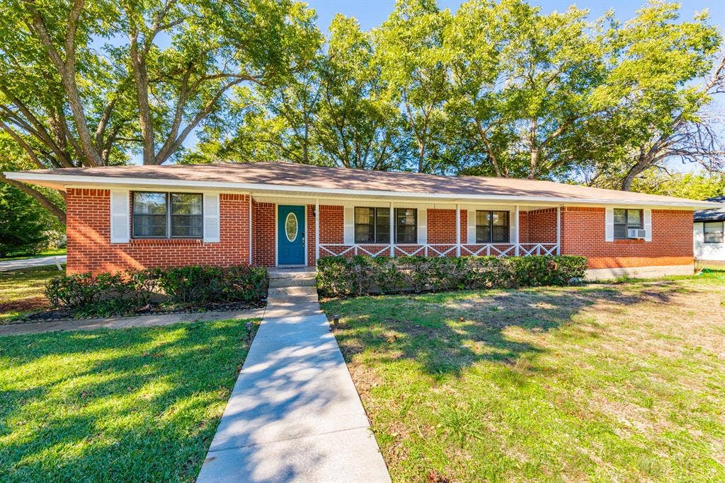 7 BR in DeSoto