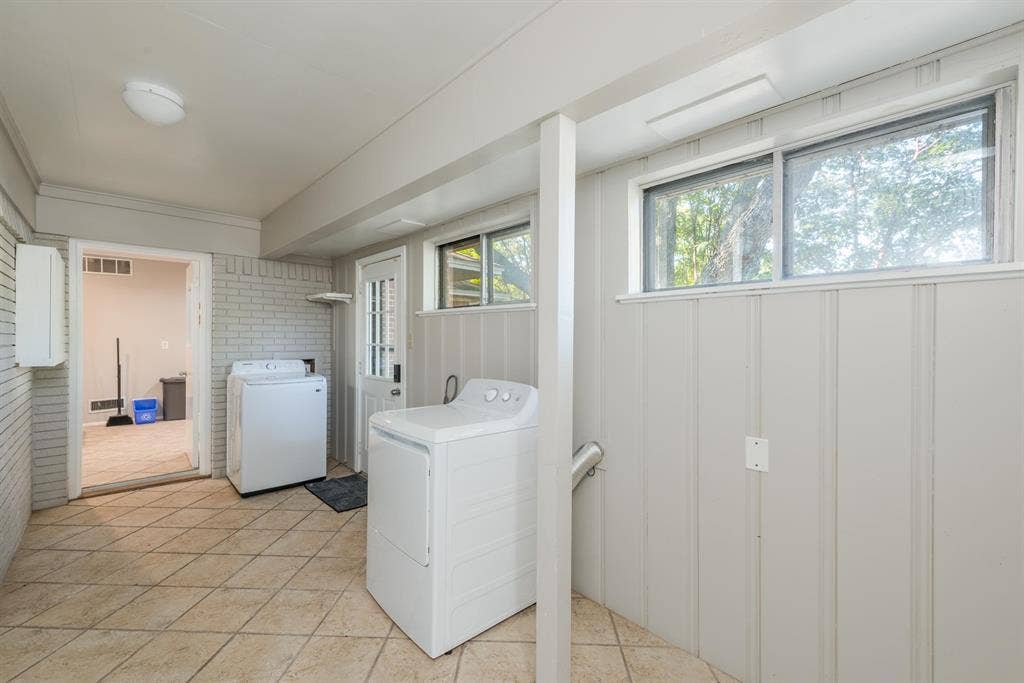 7 BR in DeSoto