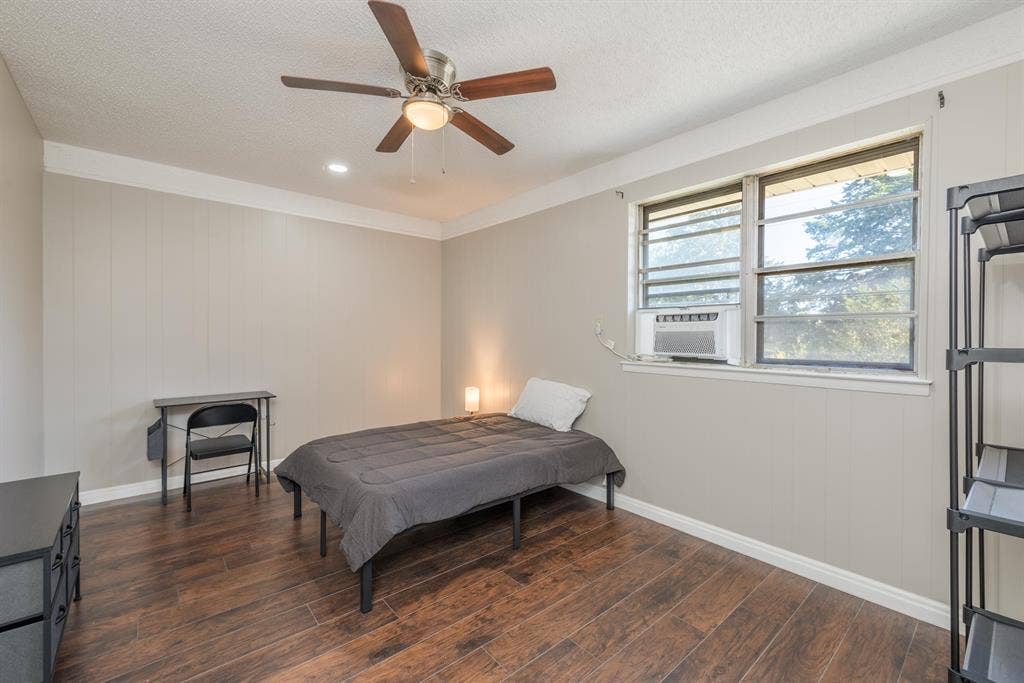 7 BR in DeSoto