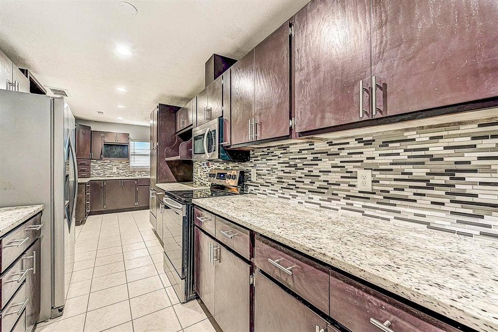 9 BR in Jacksonville