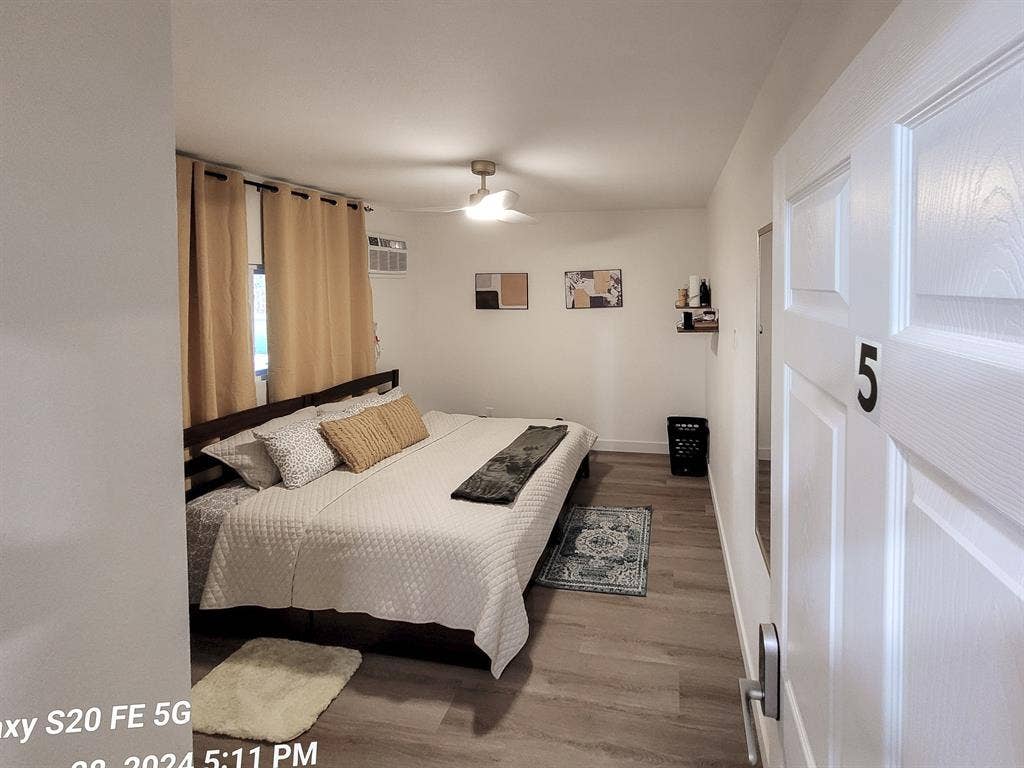 5 BR in Las Vegas