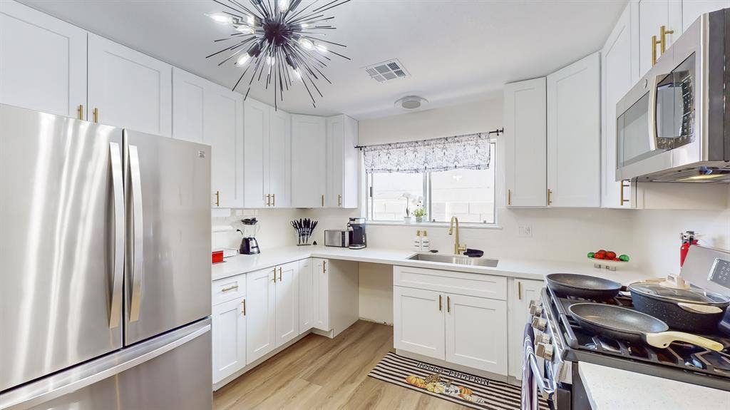 5 BR in Las Vegas