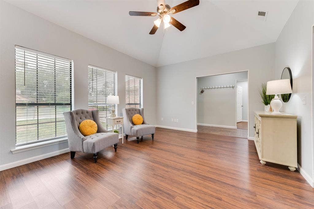 6 BR in Plano