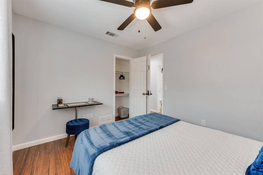 6 BR in Plano