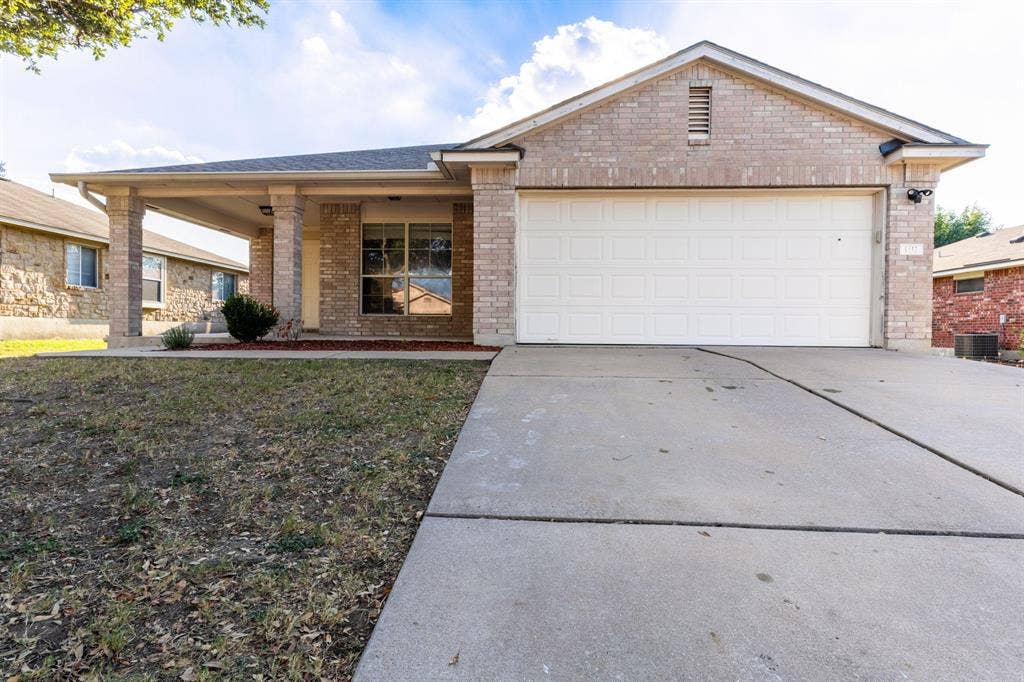 6 BR in Leander