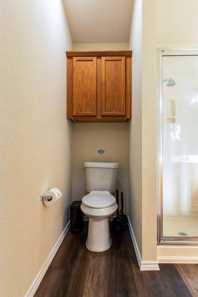 6 BR in Leander