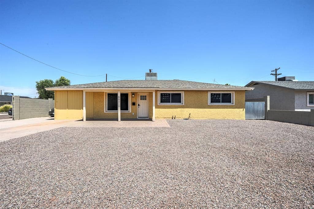 7 BR in Tempe