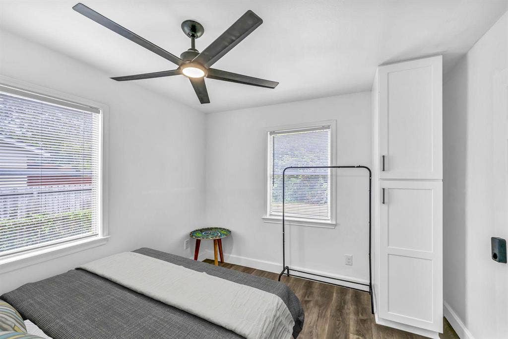 5 BR in Houston
