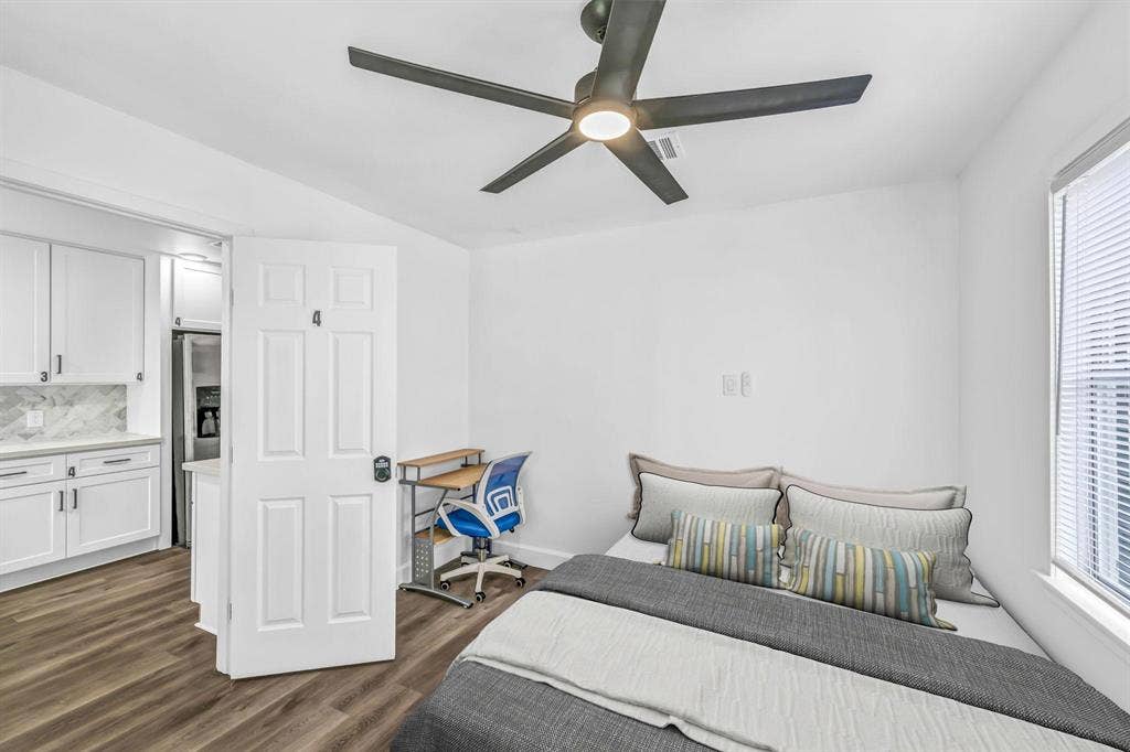 5 BR in Houston