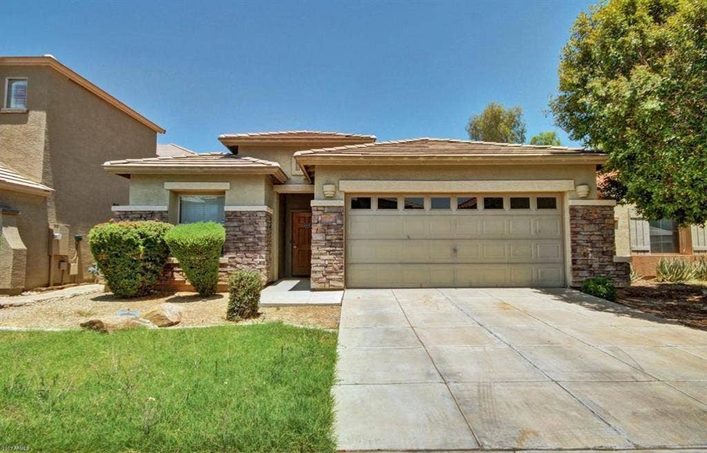 8 BR in Phoenix