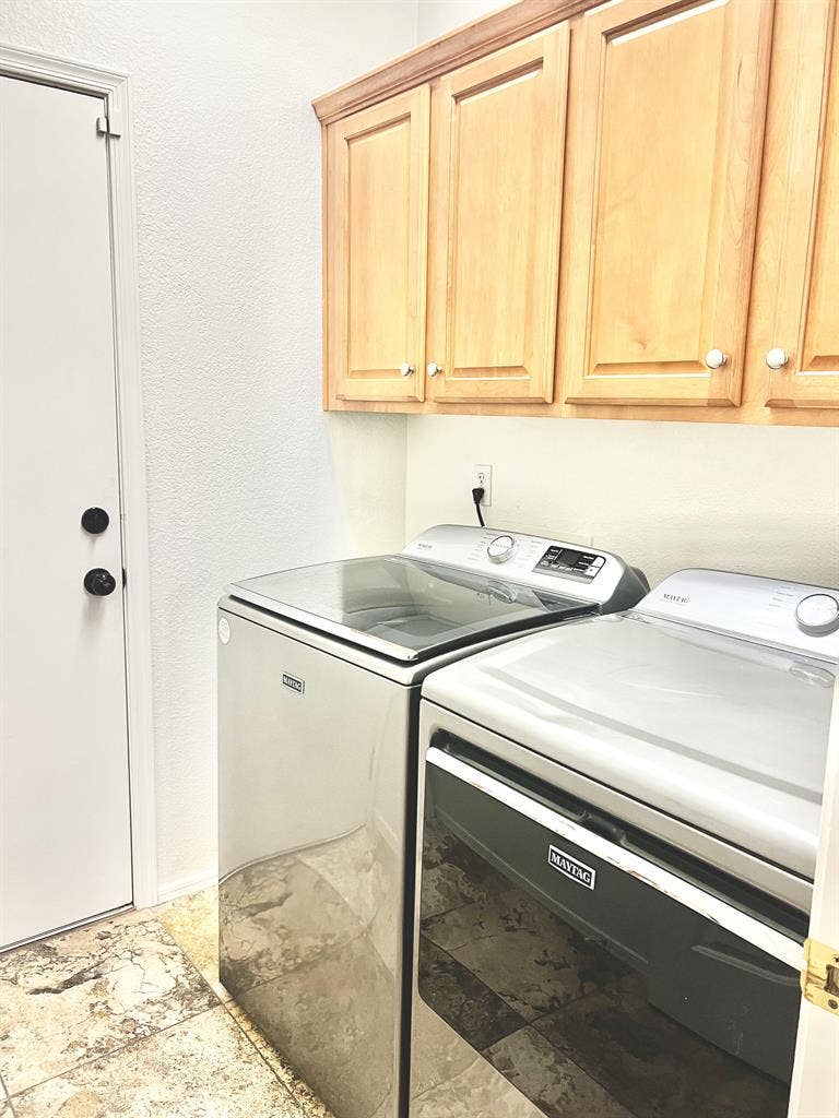 8 BR in Phoenix