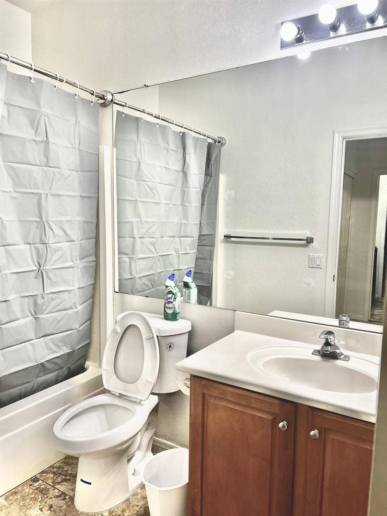 8 BR in Phoenix