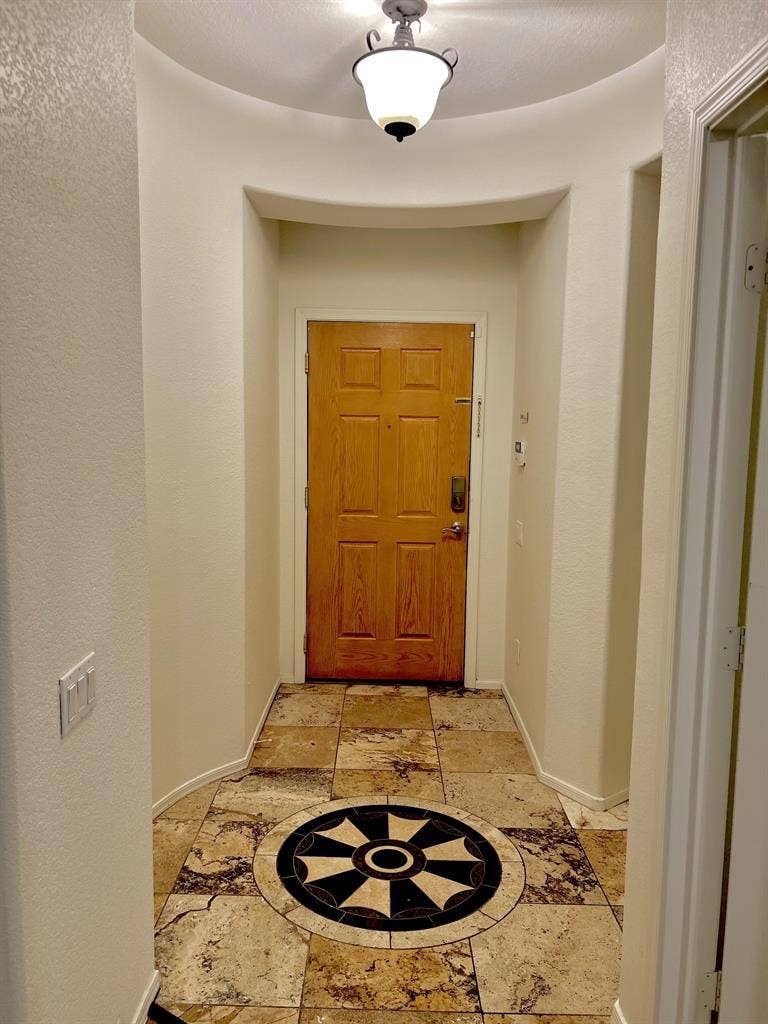 8 BR in Phoenix