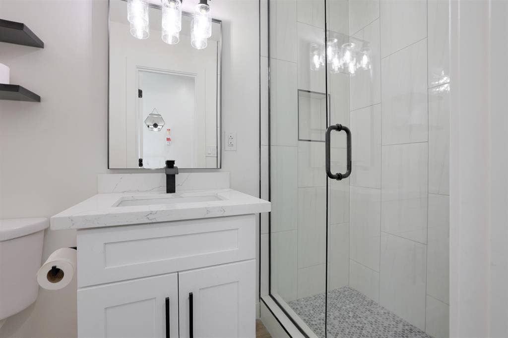 8 BR in Phoenix