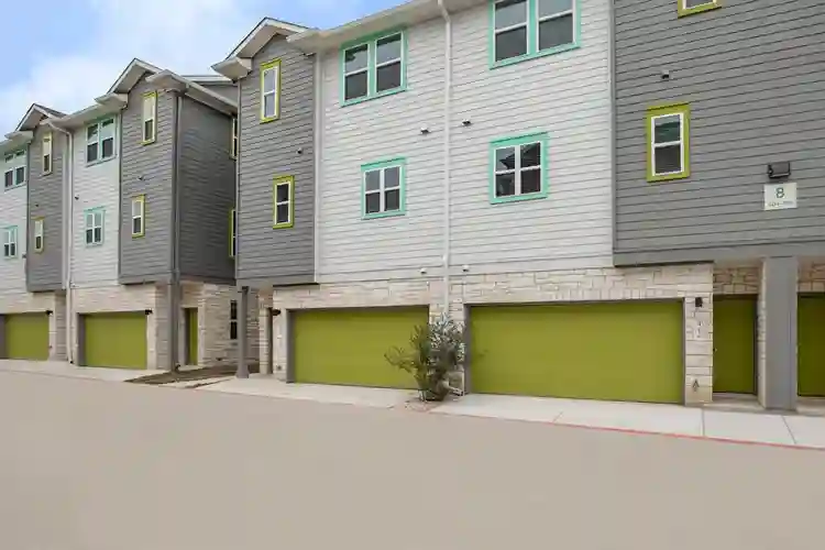 3 BR in Leander
