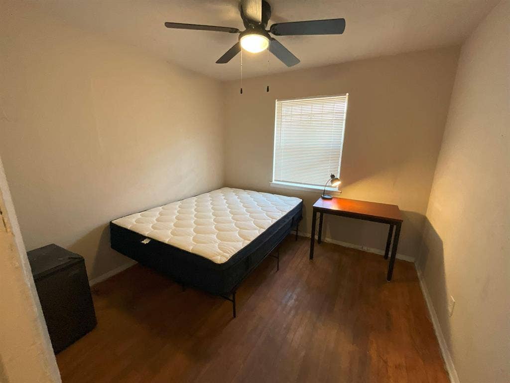 6 BR in Dallas