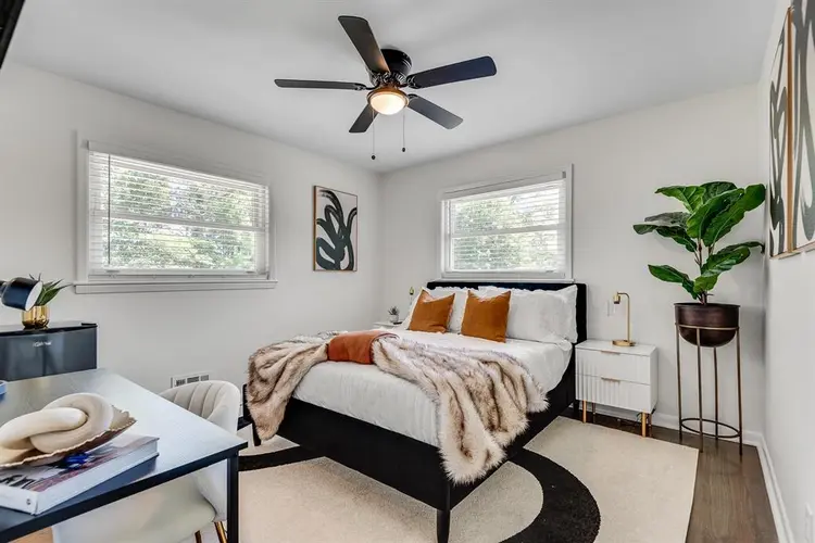 6 BR in Decatur