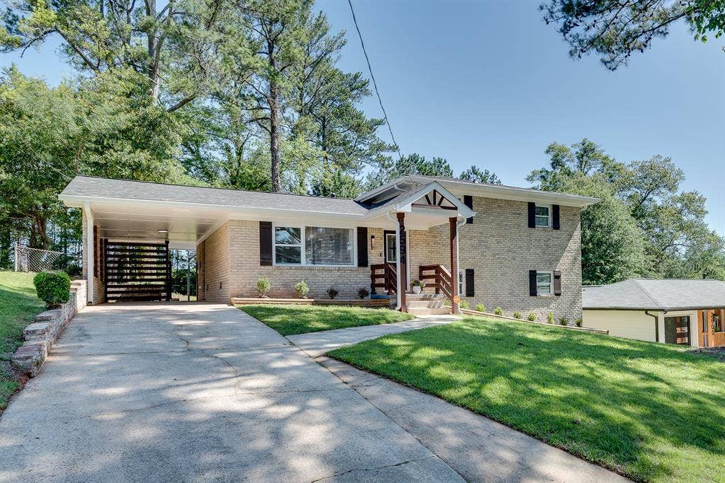 6 BR in Decatur