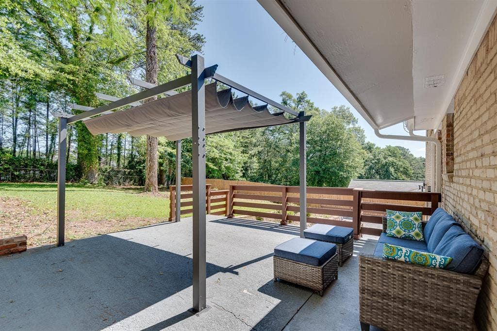 6 BR in Decatur