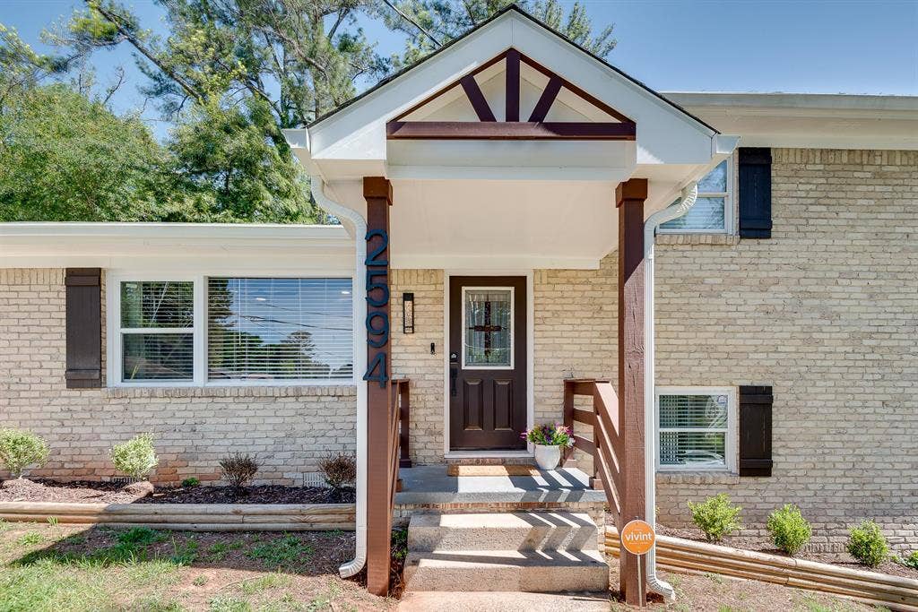 6 BR in Decatur
