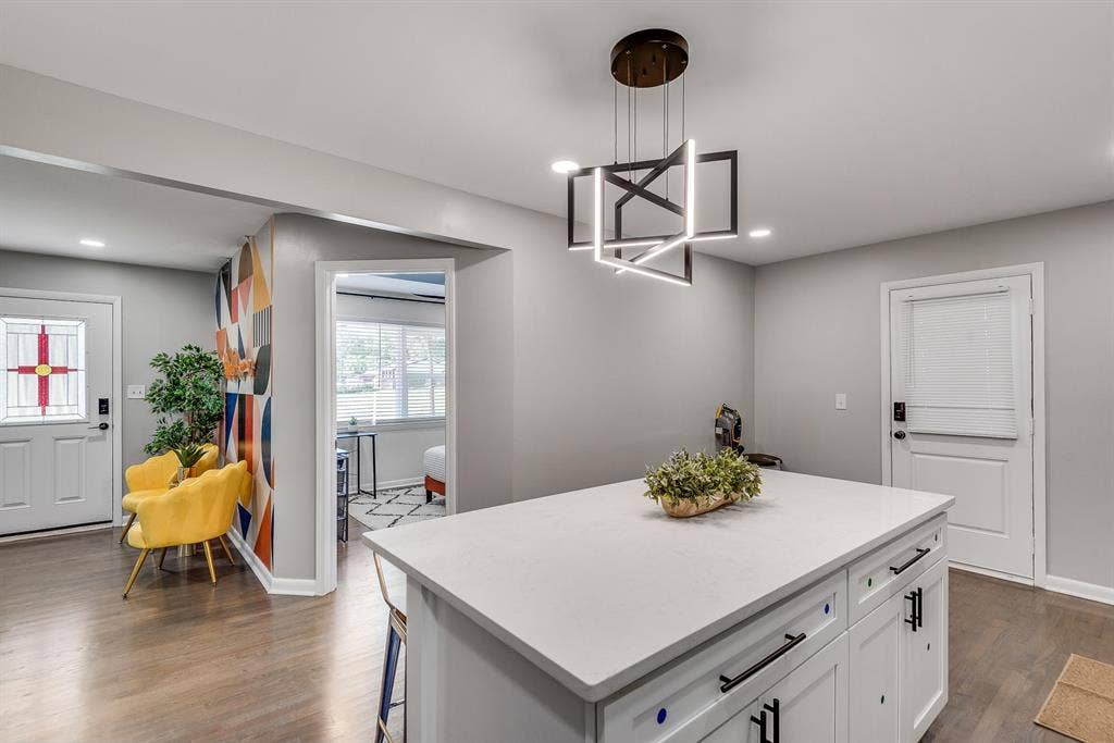 6 BR in Decatur