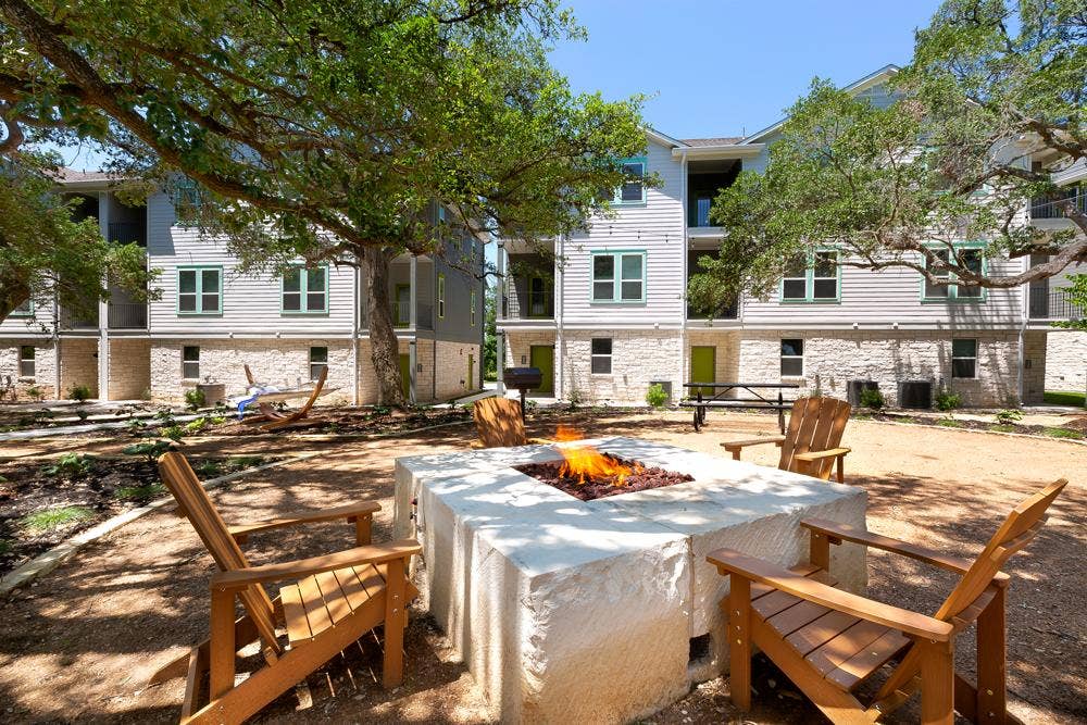 3 BR in Leander