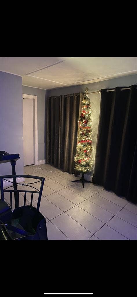Room for rent with private bathroom