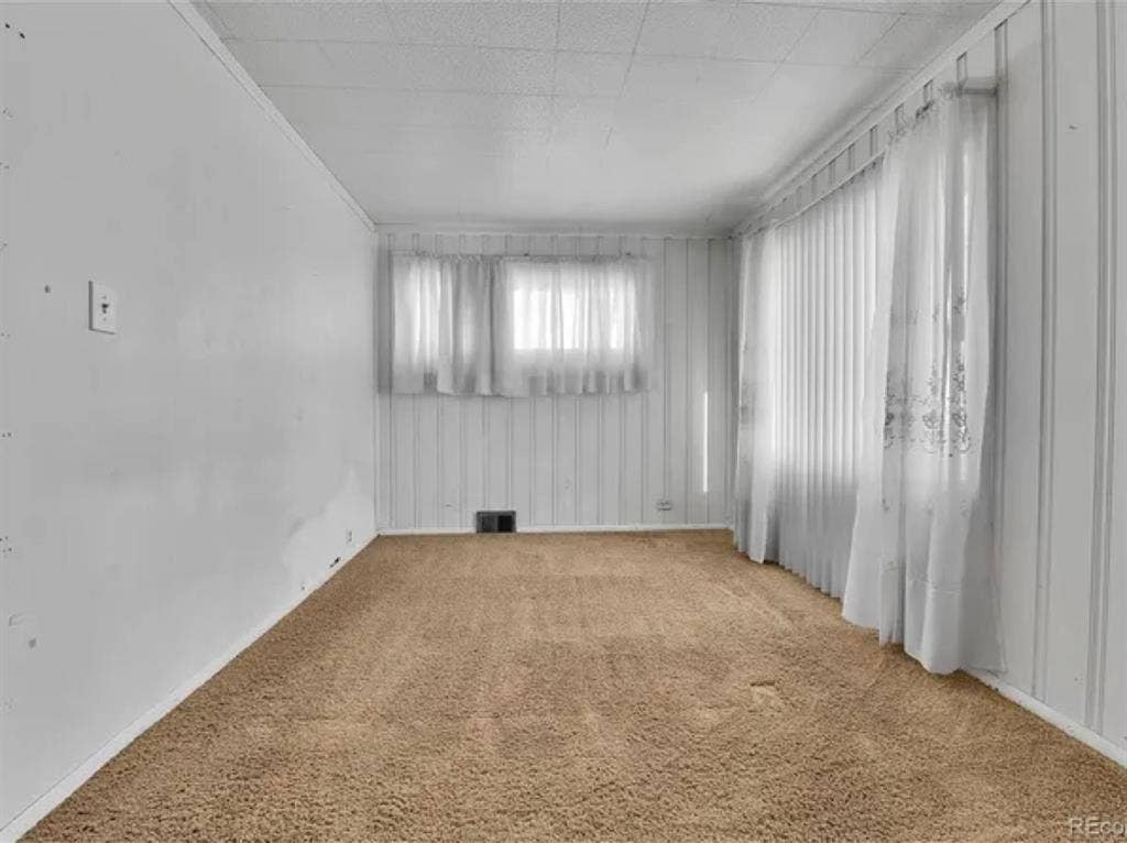 2 Bed and 2 Bath Available