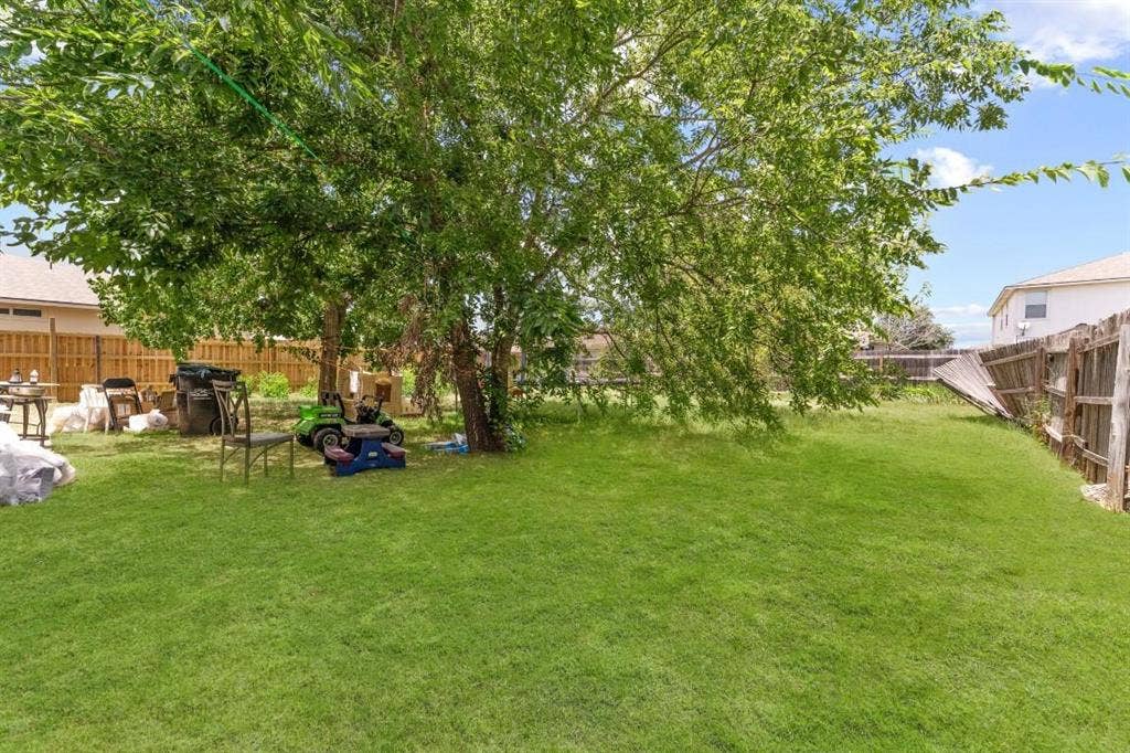 5 BR in Hutto