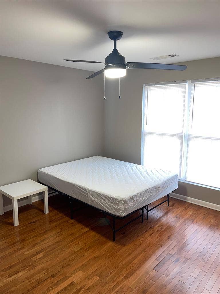 4 BR in Atlanta