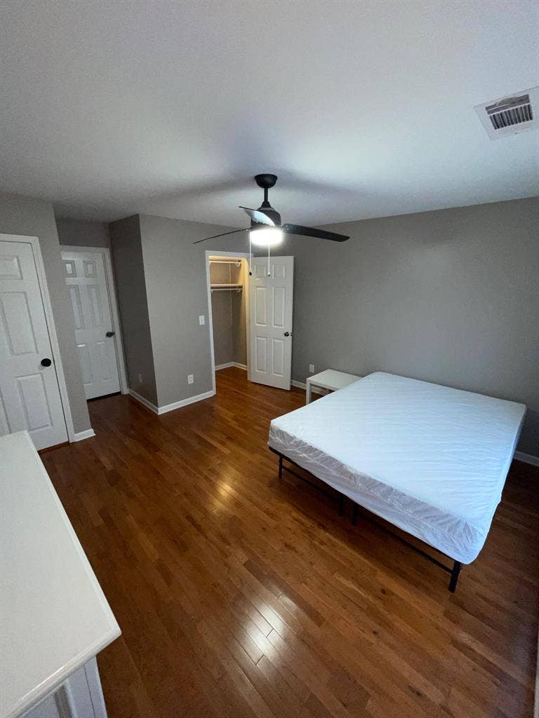 4 BR in Atlanta