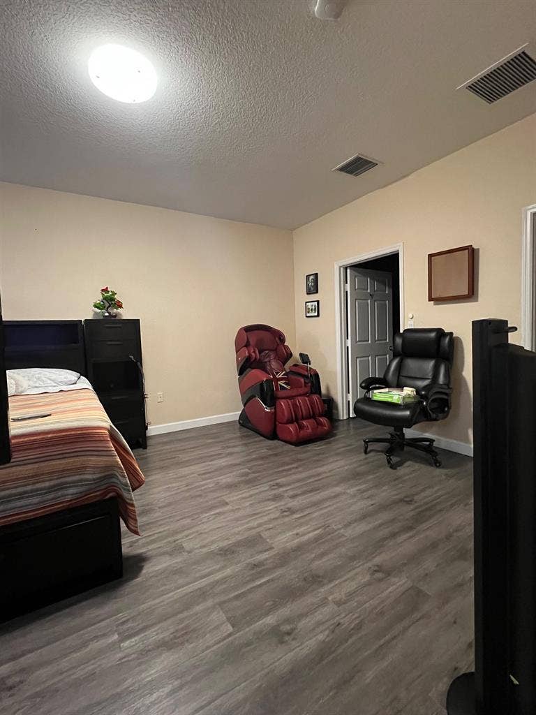 1 BR in Doral