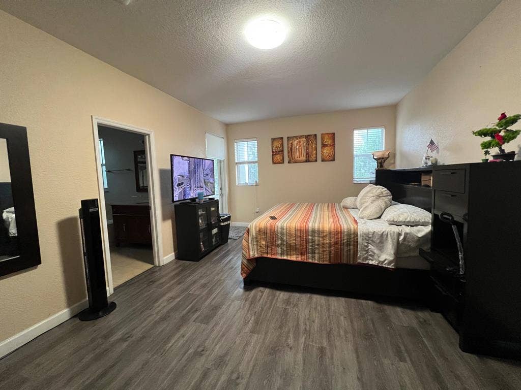 1 BR in Doral