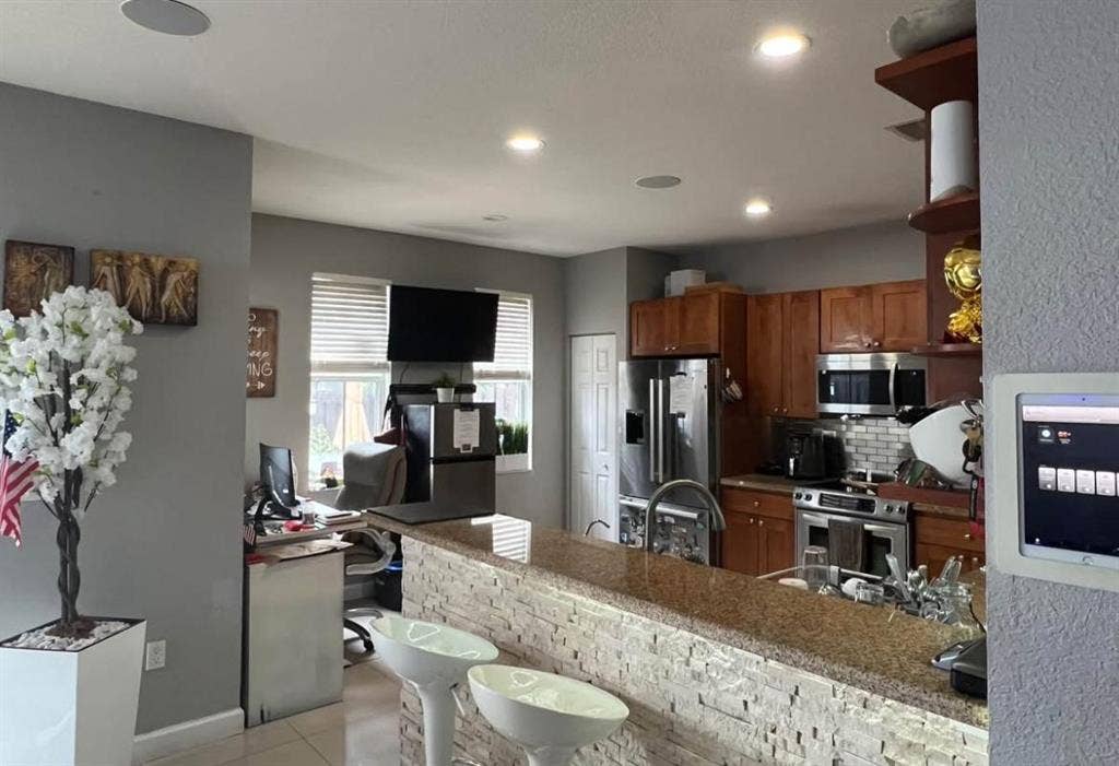 1 BR in Doral