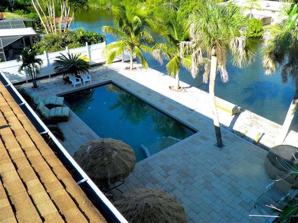 5 BR in Sarasota